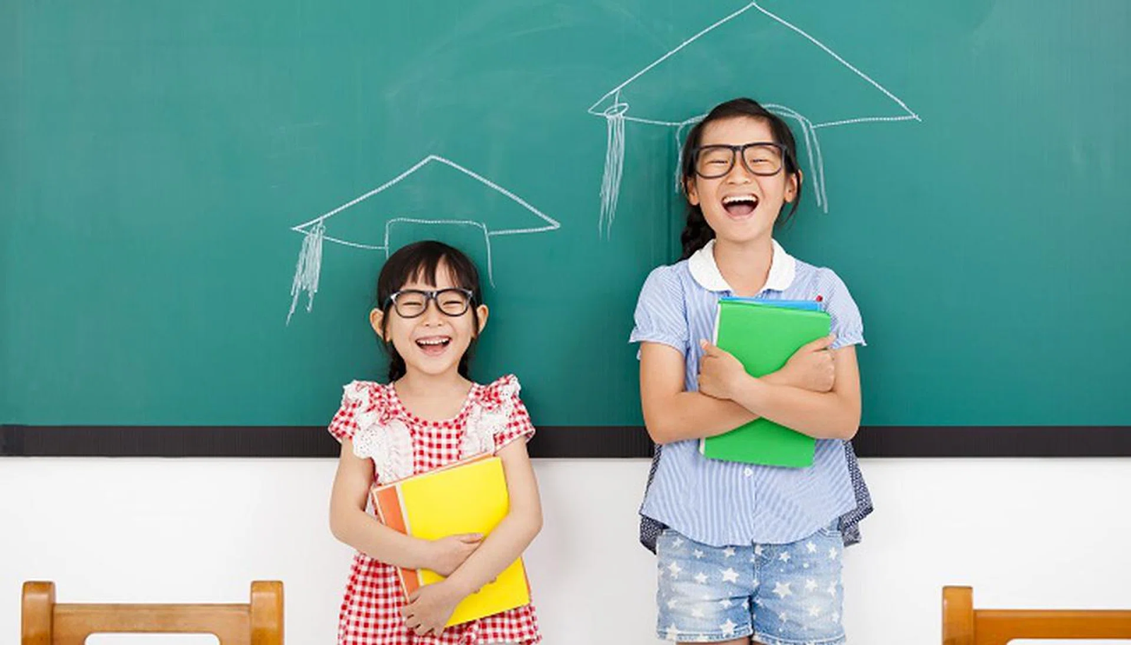 Tuition Centre vs. Private Tutoring: Which is Better for Your Child?